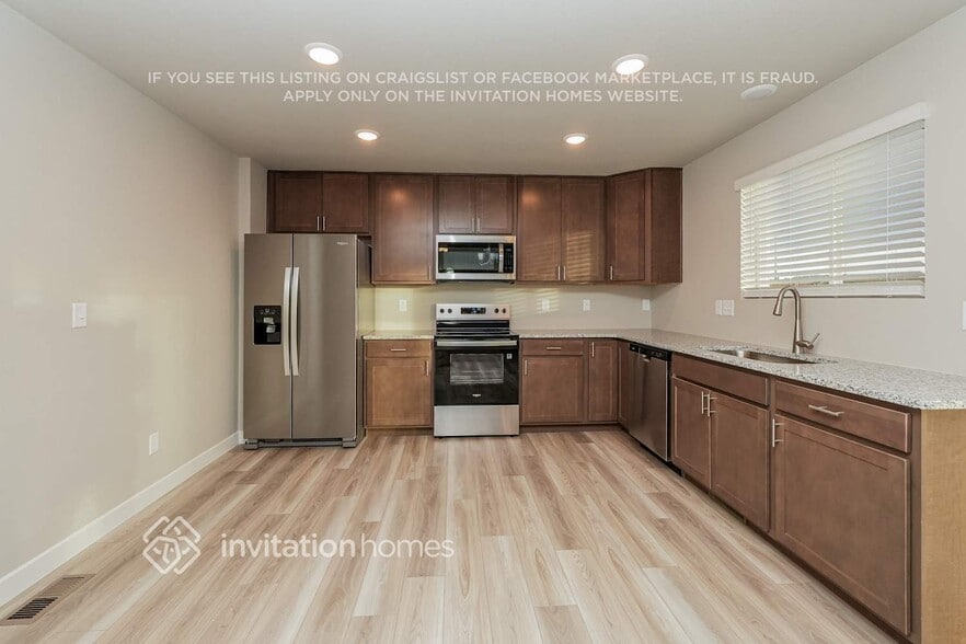 Building Photo - 11771 Mission Peak Pl