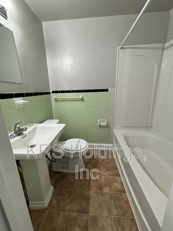Building Photo - 5439 Remuda Dr