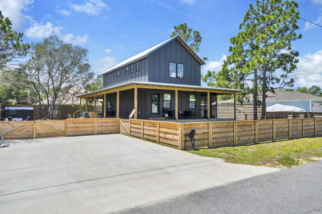 Building Photo - 132 Foxmeyer Dr