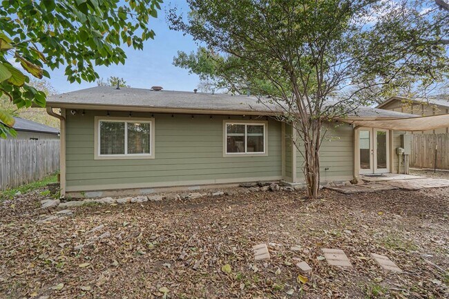 Building Photo - 6202 Hillston Dr