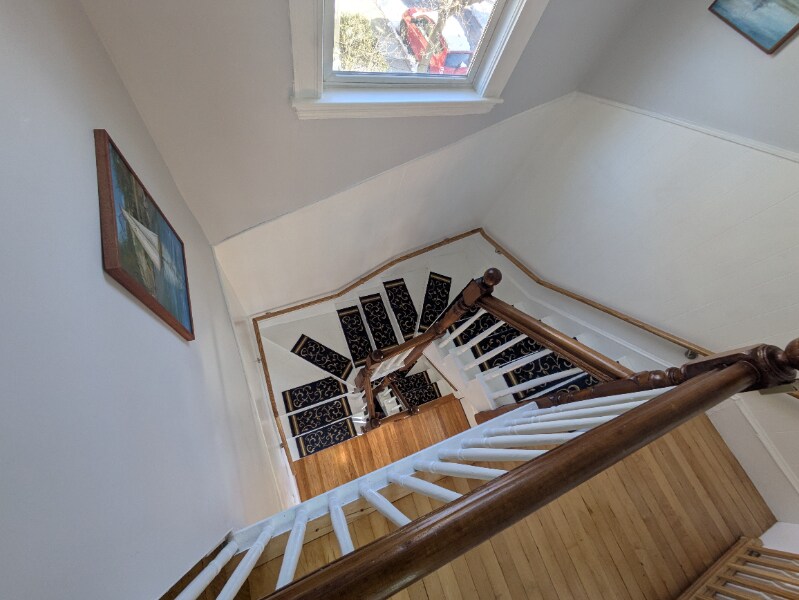 Building Photo - 90 Glenwood Rd