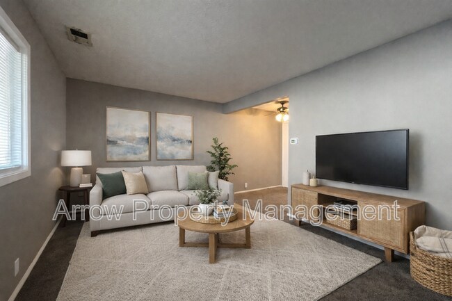 Building Photo - 2110 J St