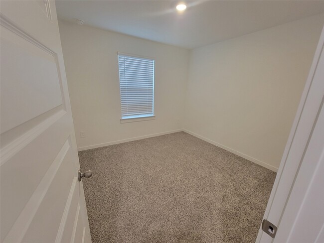 Building Photo - 2819 Milton Ldg Ln