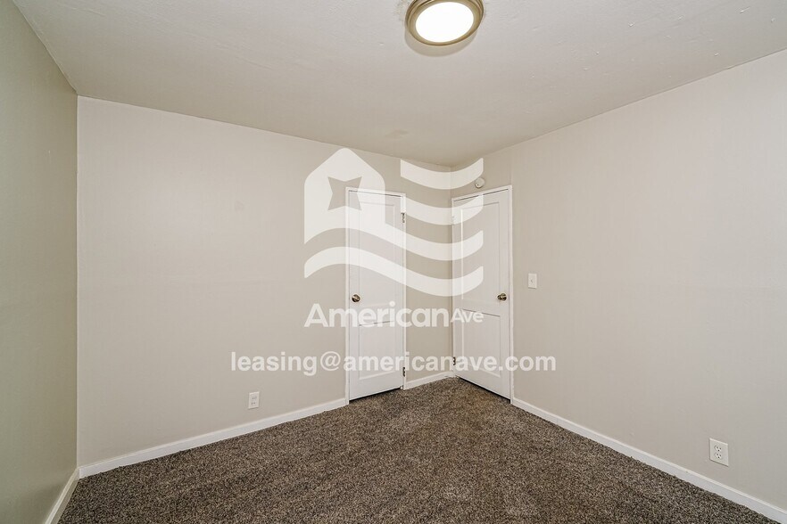 Building Photo - 536 Osceola Cir