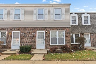 Building Photo - 1696 Shamrock Ct