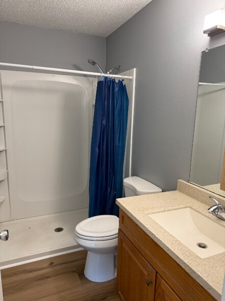 Building Photo - 8160 Egret Rd