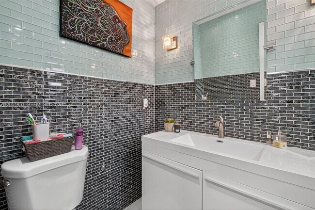 Building Photo - Southwest 127th Avenue, Miami, FL 33175 - 3 BR 2.5 BA single-family home