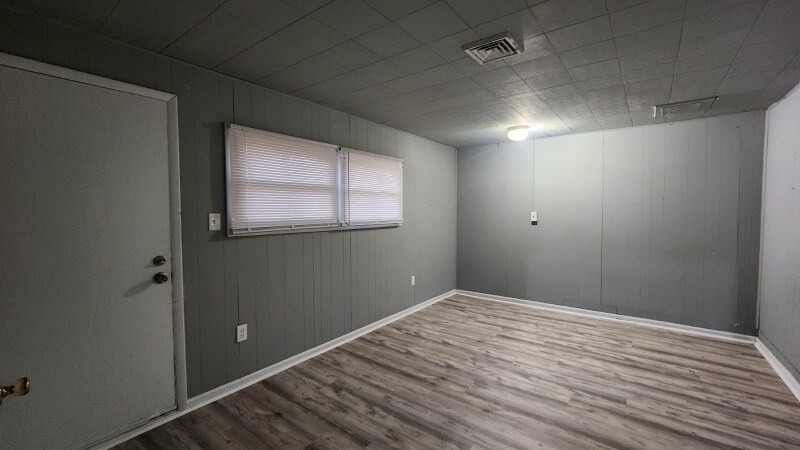 Building Photo - 20 Sussex Dr