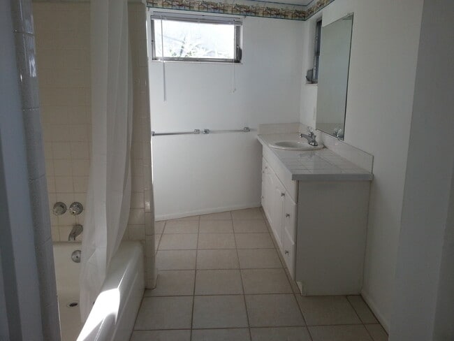 Building Photo - 2203 Montclair Drive, Sarasota, FL 34231