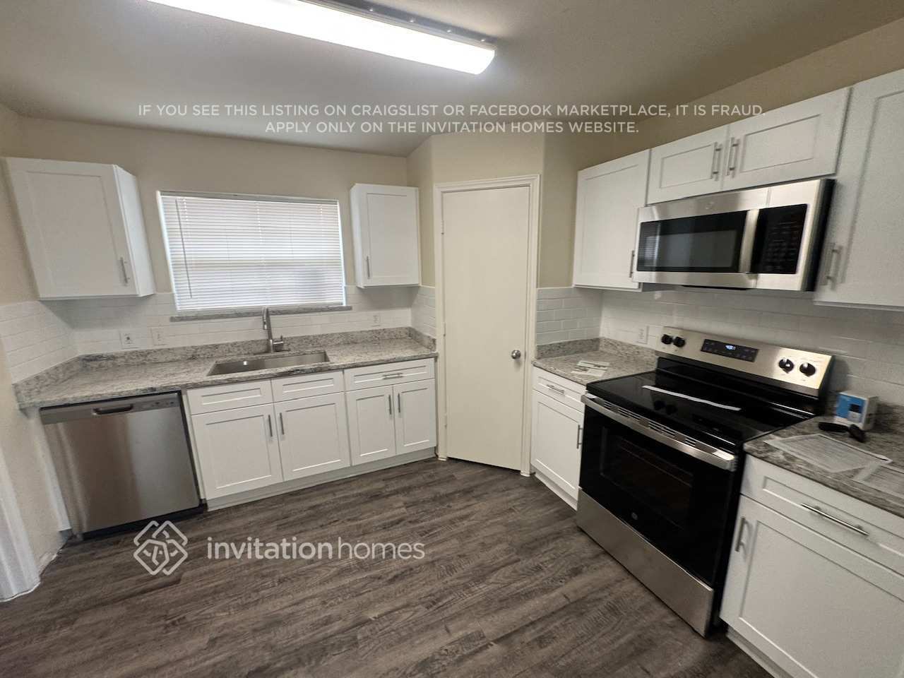 Building Photo - 5511 Rio Ramos St