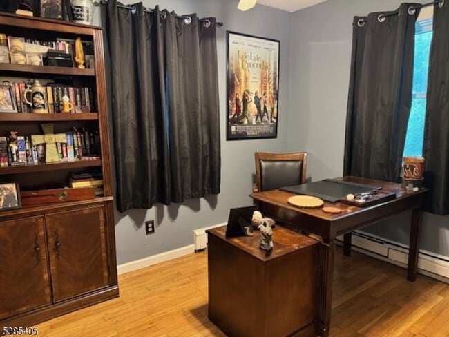 Building Photo - 12 Upper Lake Dr