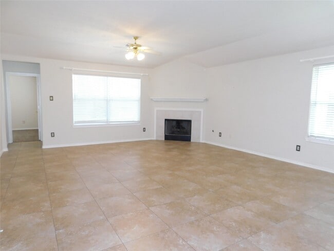 Building Photo - 3014 Aylesworth Ct