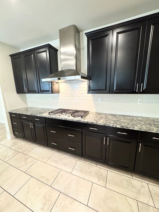 Building Photo - Resort-Style Living in Natomas Meadows | 4BD + Clubhouse & Pools SEE VIDEO