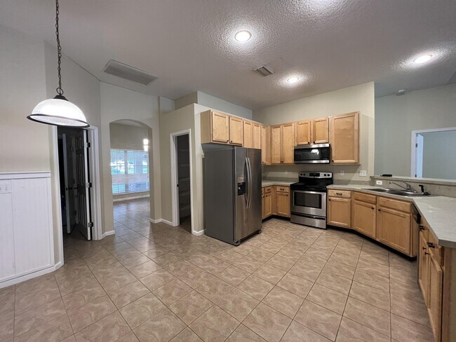 Building Photo - 3466 Laurel Leaf Dr