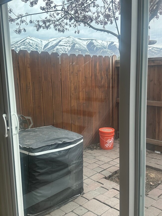 Building Photo - 13910 Lear Blvd