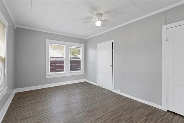 Building Photo - 2821 Gladstone Dr