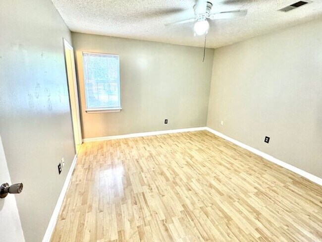Building Photo - Affordable 3BR home in Southaven with grea...