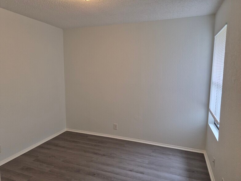 Building Photo - 1104 Woodlief Trl