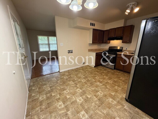 Building Photo - 4218 S Jasmin Ct