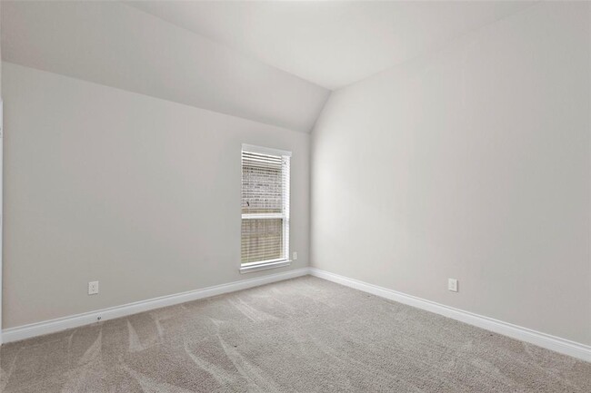 Building Photo - 18222 Port Dundas Dr