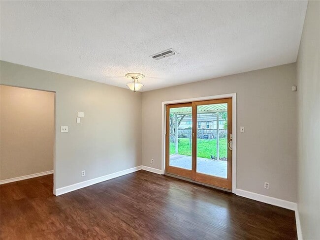 Building Photo - 7611 Eastcrest Dr