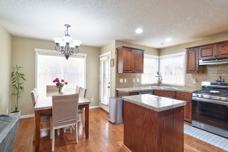 Building Photo - 17536 SW Parkway Ct