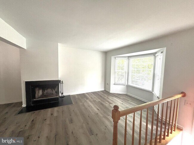 Building Photo - 6761 Jenny Leigh Ct