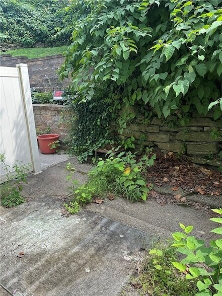 Building Photo - 3 Bigbee St