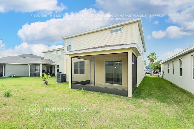 Building Photo - 12233 Blue Pacific Dr