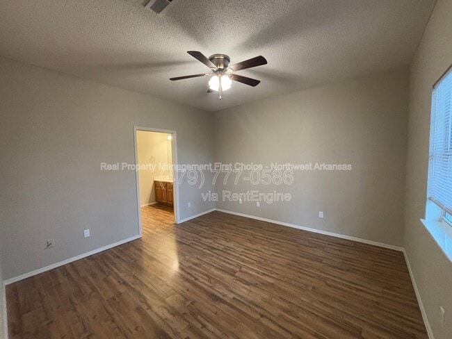 Building Photo - 3213 Cardinal Creek Cir