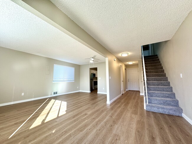 Building Photo - 20924 80th Pl W