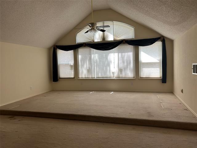 Building Photo - 2106 Millwood Dr