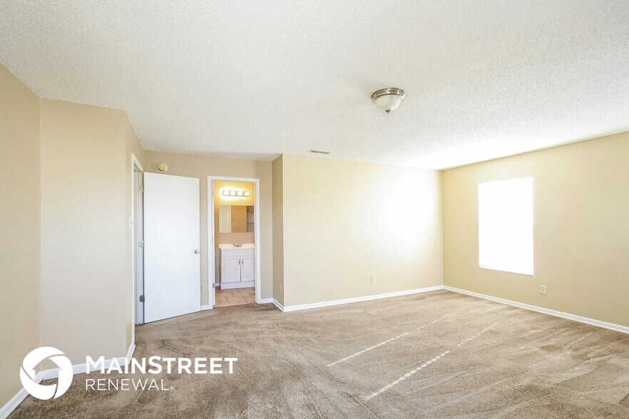 Building Photo - 913 Harbon Dr