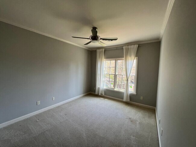 Guest Bedroom Upstairs - 1475 Groveland Ave NW