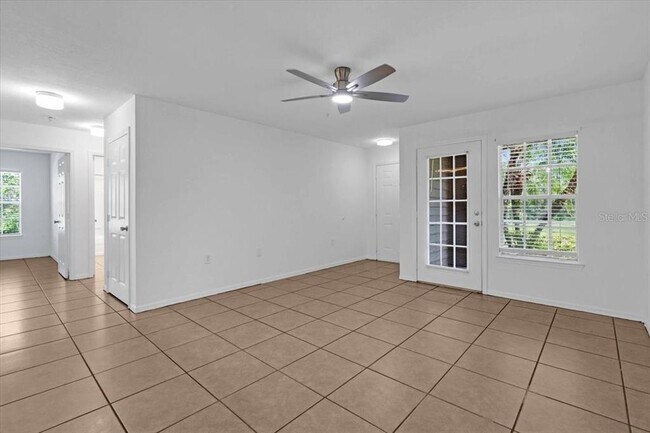 Building Photo - 7417 Vista Way