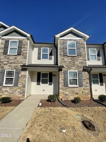 Building Photo - 1075 Peony Ln