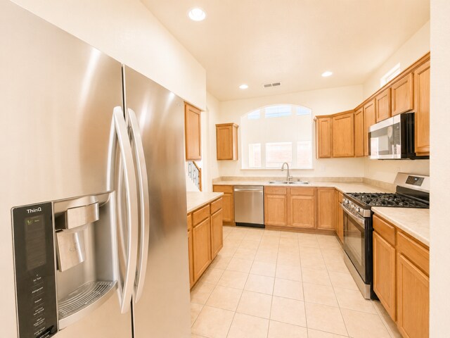 Building Photo - 2067 Violeta Cir SE