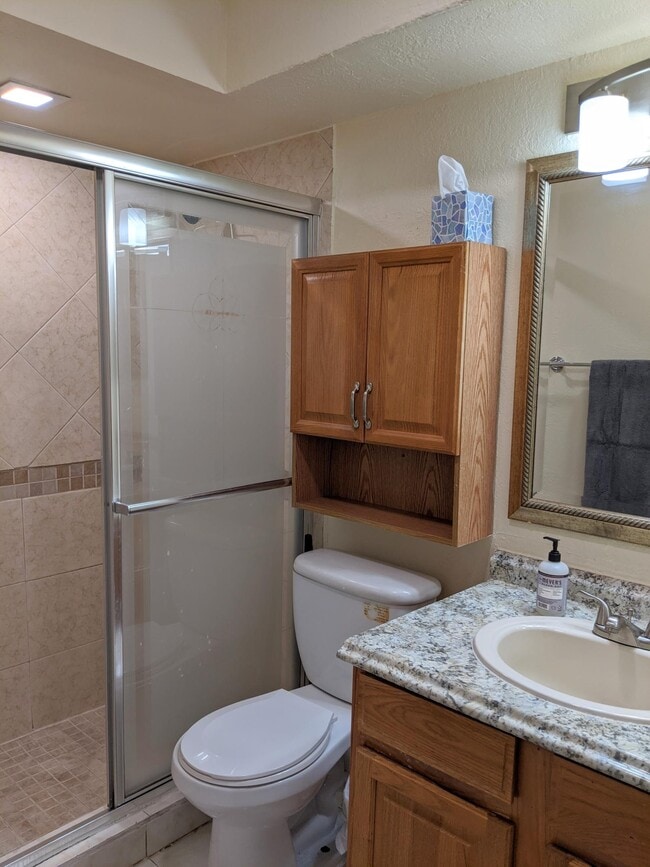 Building Photo - 1350 Riverside Cir