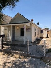 Building Photo - 1227 Egan Ave