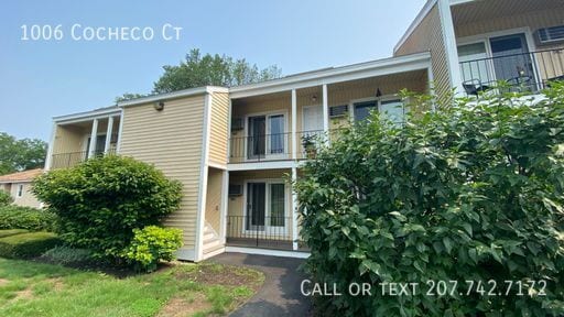 Building Photo - 1006 Cocheco Ct