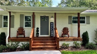 Building Photo - 1039 Washington Ave