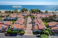Building Photo - Fully Remodeled 2 Bed, 2 Bath East Beach T...