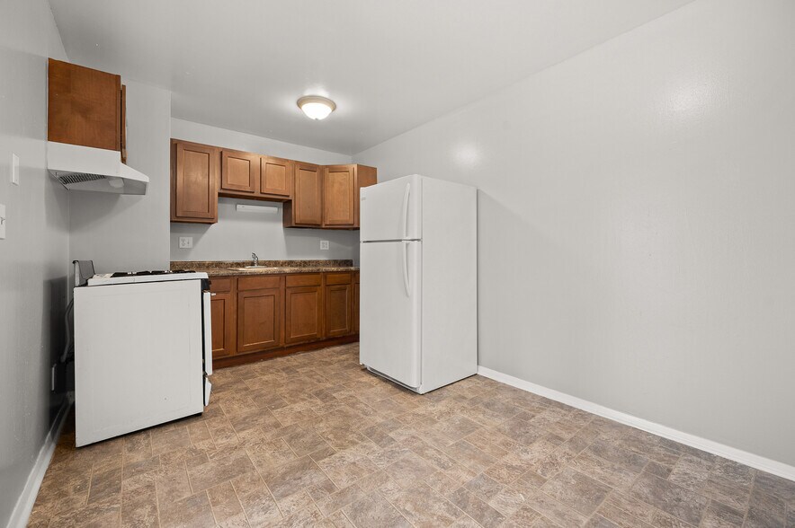 The Terraces at Dekalb on Greenbrier Road 930 Greenbrier Rd Dekalb IL