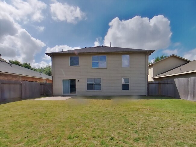 Building Photo - 19626 Beachy Ct