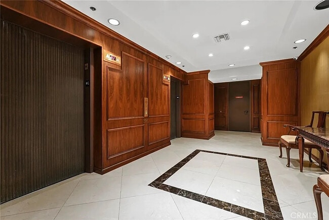 Building Photo - 222 Monterey Rd