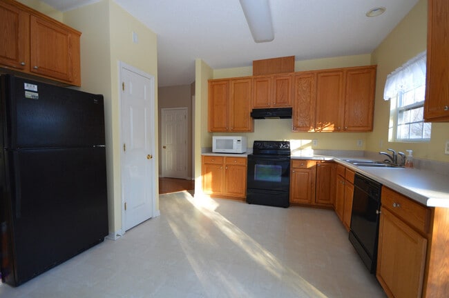 Building Photo - 111 Caley Rd