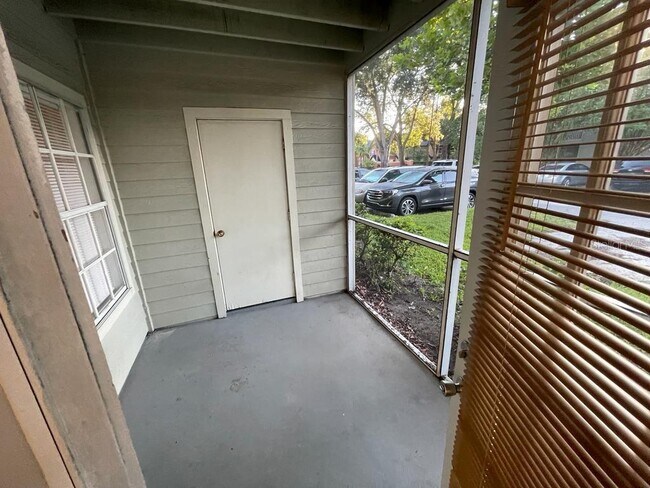 Building Photo - 6082 Westgate Dr