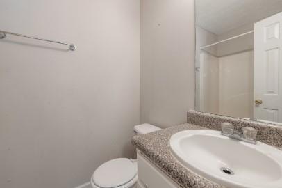 Building Photo - 5450 Hampton Ct