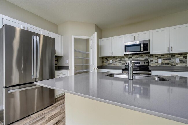 Building Photo - 34200 Scarlet Sage Ct