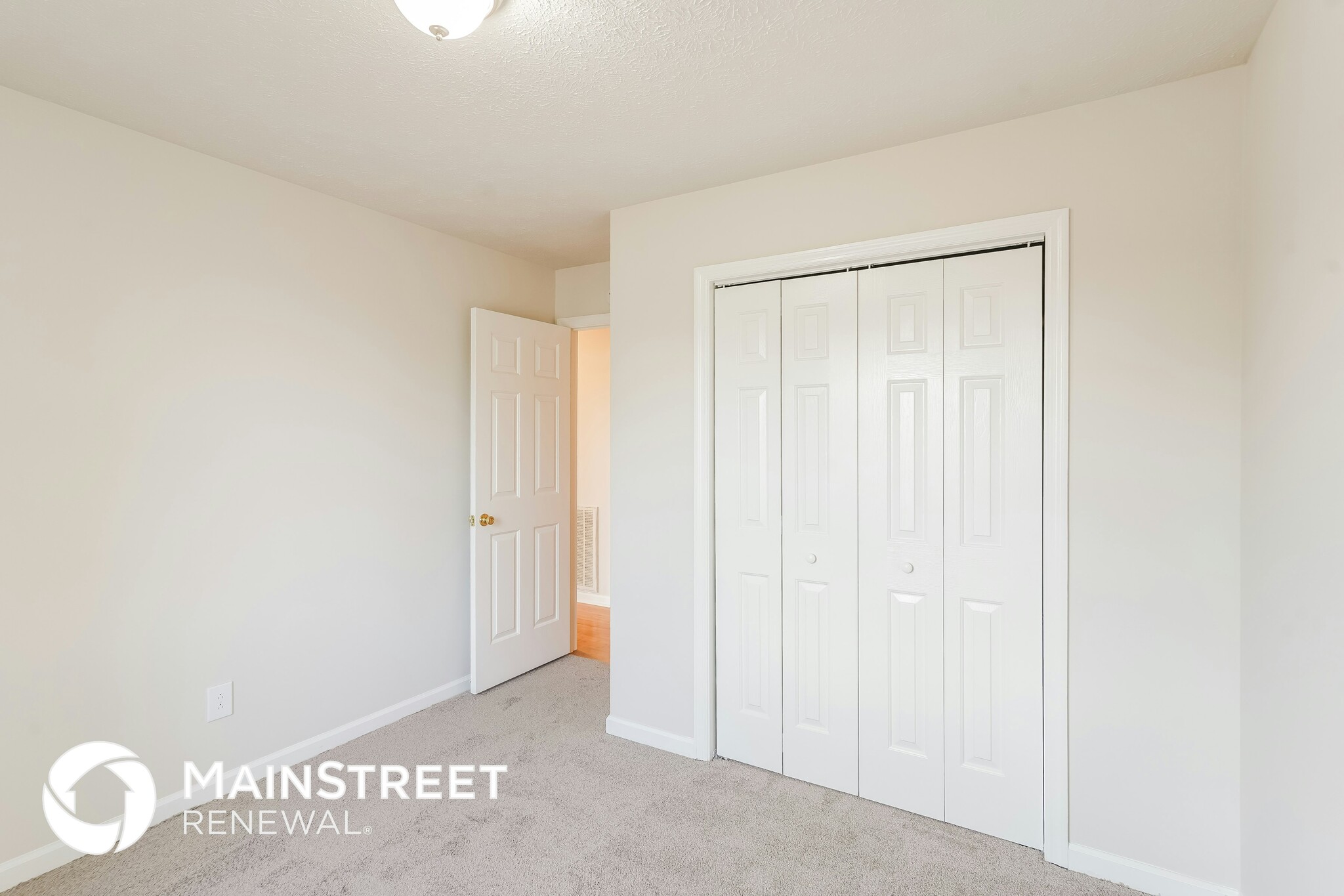 Building Photo - 1030 Heydel Cir